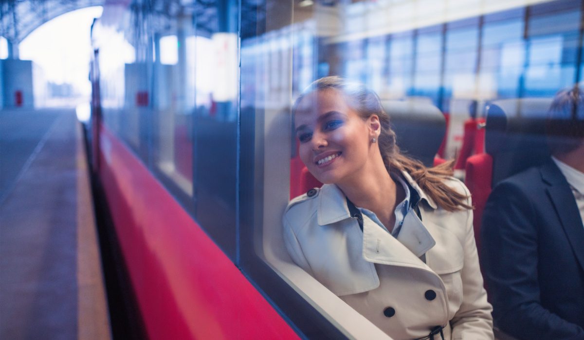 Airport Train Transfer: Your Fast Connection to Your Destination!